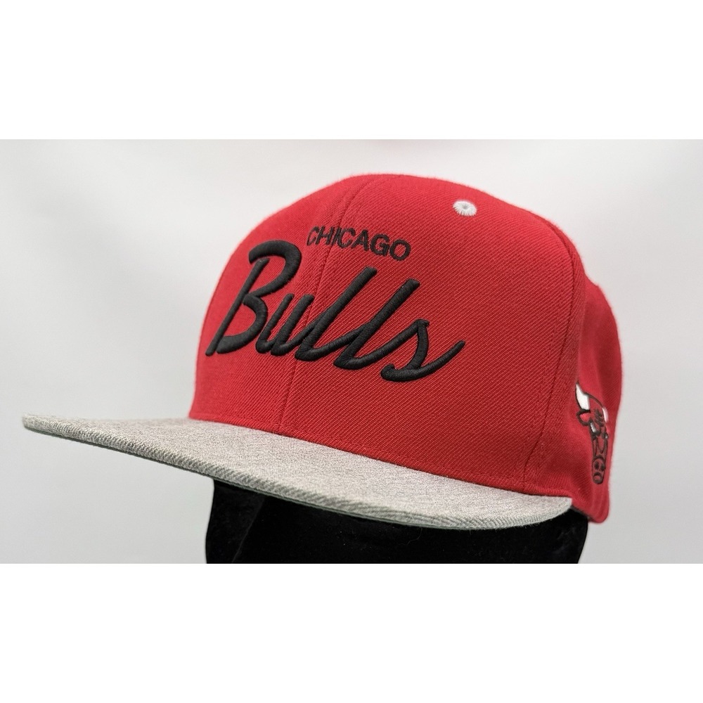 Mitchell & Ness Chicago Bulls Black/Red Adjustable Snapback Hat Cap Wool Blend